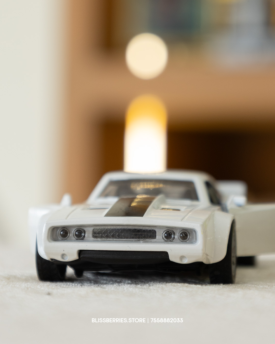 Die-Cast Model Car, 1:32 Scale, White with Black Racing Stripes