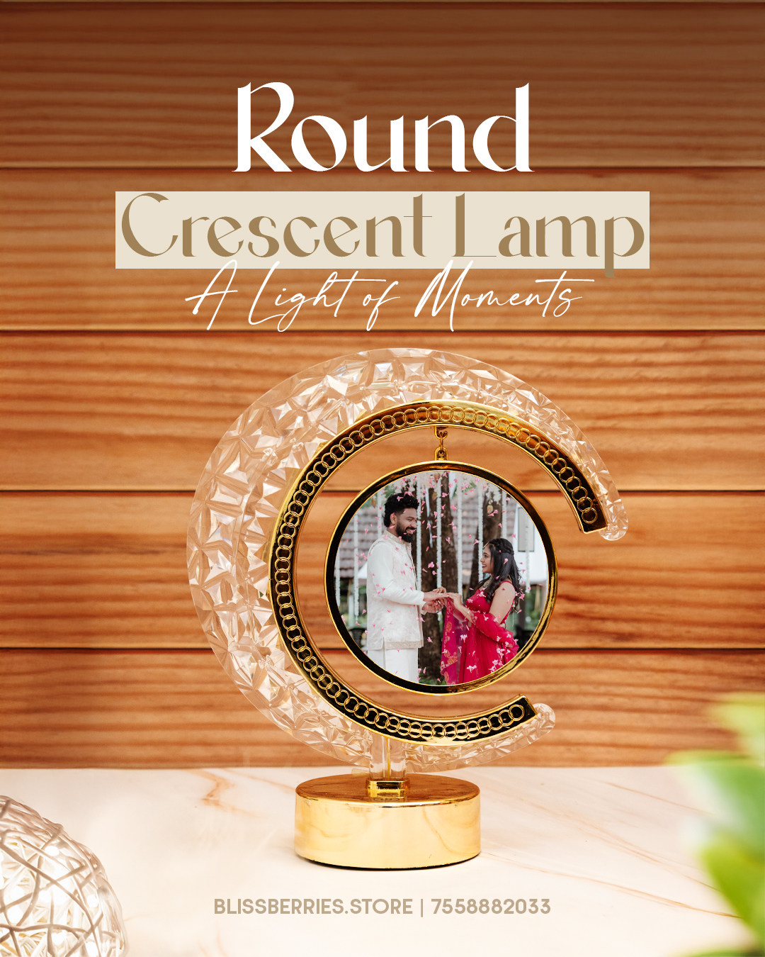 Round Crescent LED Photo Lamp | Double-Sided Image Frame | Personalized Gift for Any Occasion