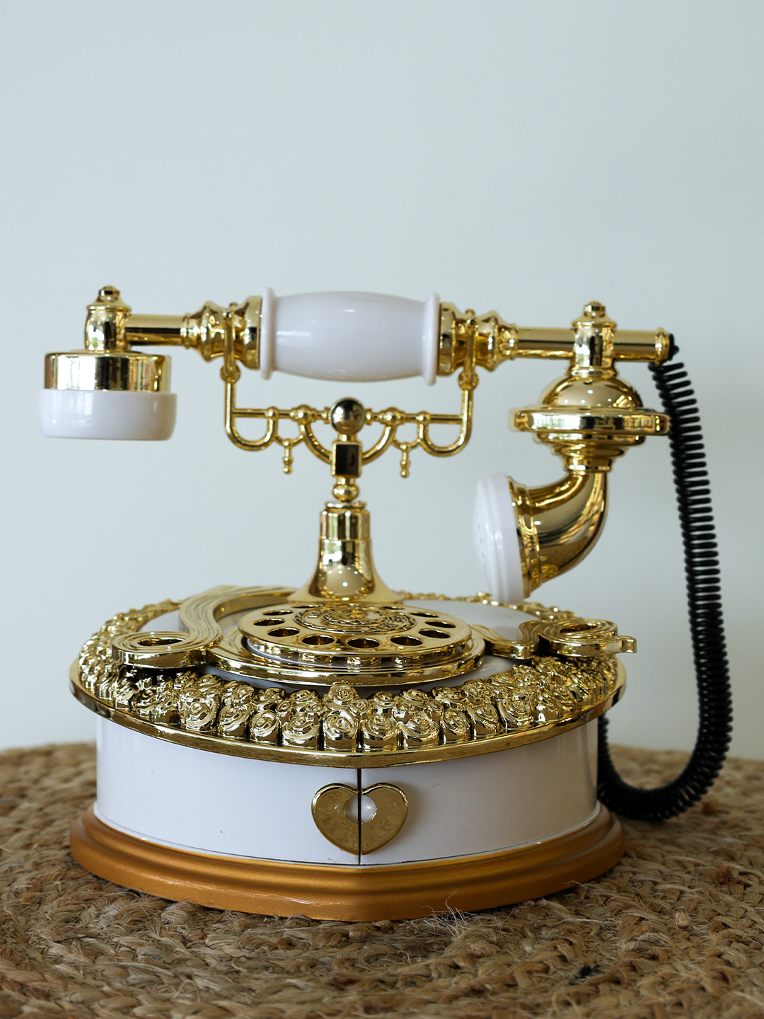 Vintage Telephone With Hidden Storage – White & Gold Retro Desk Decor